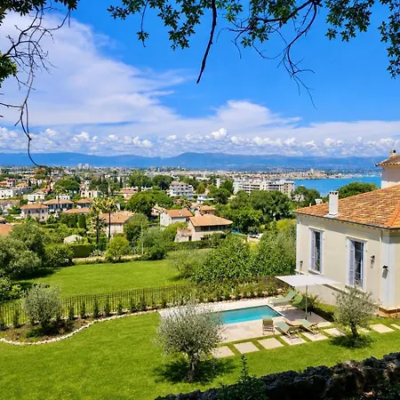 펜션 Cap D'antibes Elegance & Quiet, Pool, Sea View 앙티브
