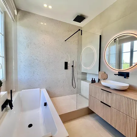 Cap D'antibes Elegance & Quiet, Pool, Sea View * 앙티브